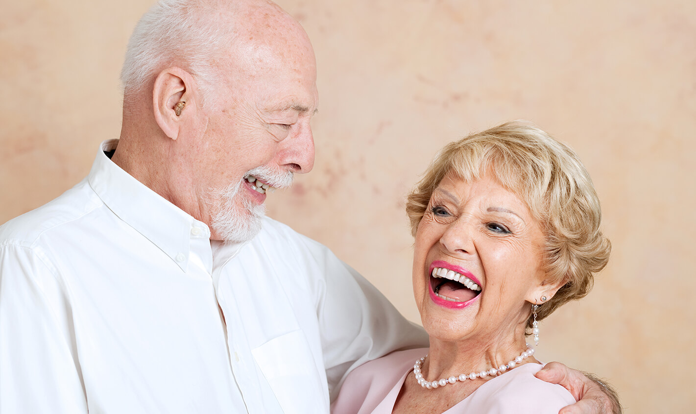 If you are looking to complete your smile, take advantage of the many benefits offered by partial dentures